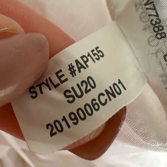 Express size 2 Ruffle jumpsuit in embroidered eyelet white lace wide leg romper - Picture 7 of 7